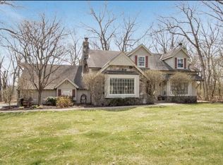 2535 Countryside Dr, Delavan, WI 53115