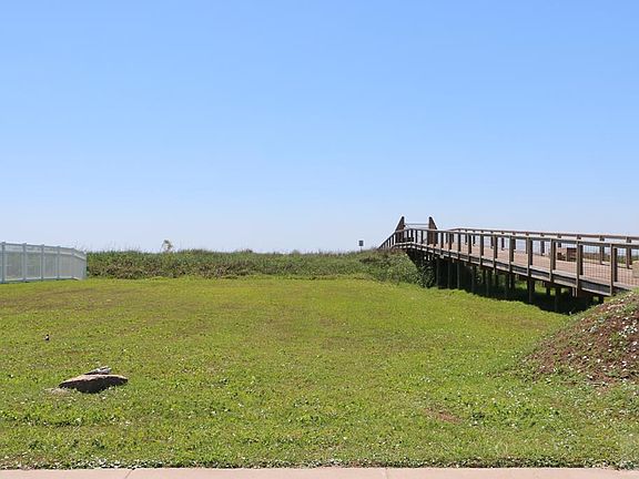 5th image of 21 Grand Beach Blvd