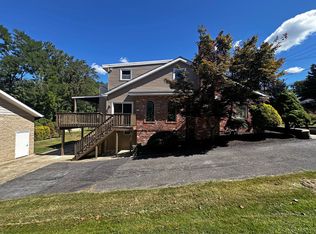 615 W Brookhaven Rd, Wallingford, PA 19086
