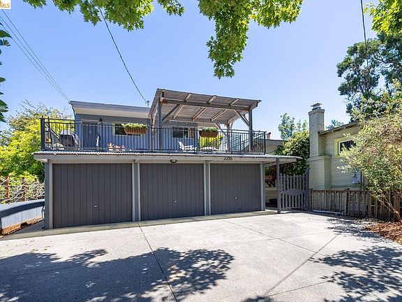 3rd image of 2235 California St