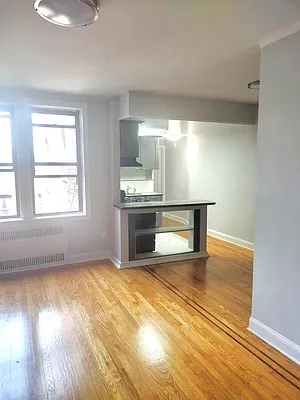 Rented by Chana Ofek, LREB | media 23