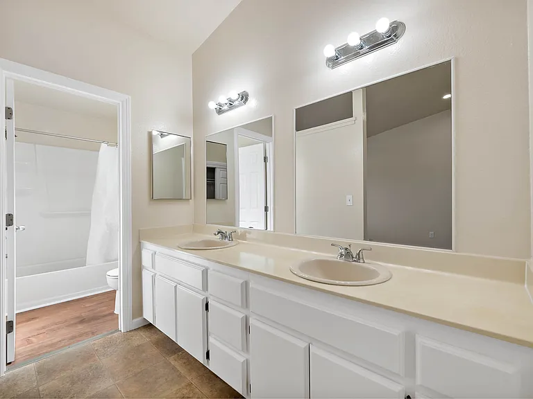 1401 Prospect Way — Photo 25