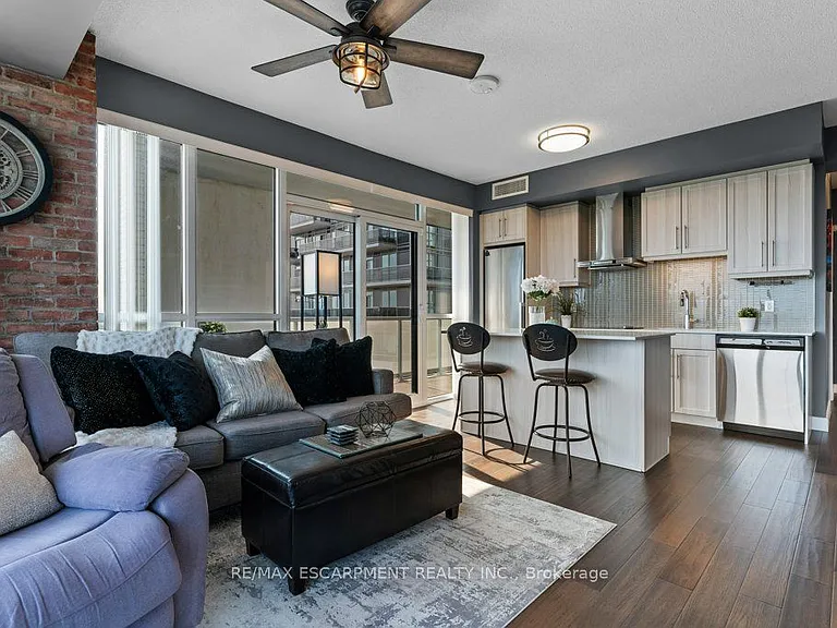2087 Fairview St #1304 — Photo 25