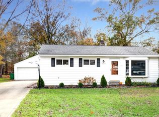 8086 Bellflower Rd, Mentor, OH 44060