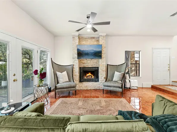 2201 Lakeway Blvd APT 23, Lakeway, TX 78734