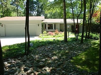 1st image of 6004 Harwood Dr