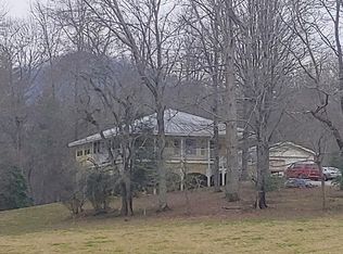 477 Saint Johns Church Rd, Franklin, NC 28734