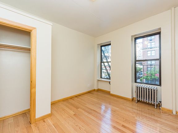 2nd image of 346 E 59th St APT 4