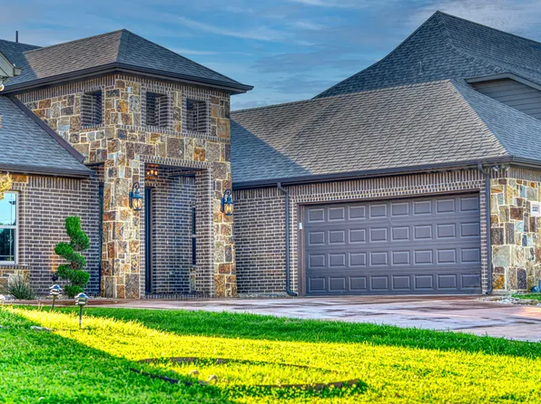 2337 Amesbury Dr, Mesquite, TX 75150