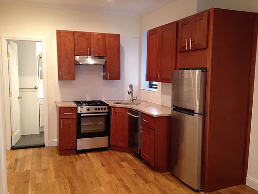 Rented by Crosstown Apartments NYC | media 13