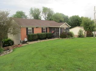 207 Woodridge Way, Berea, KY 40403