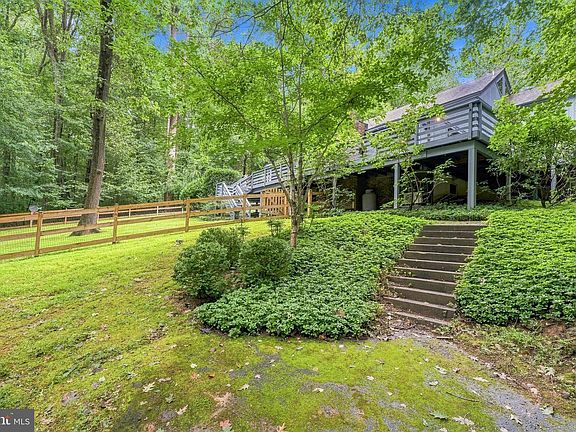 5th image of 13536 Fork Rd