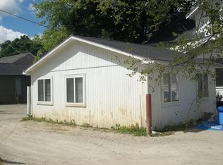 805 Douglas St, Mount Pleasant, MI 48858