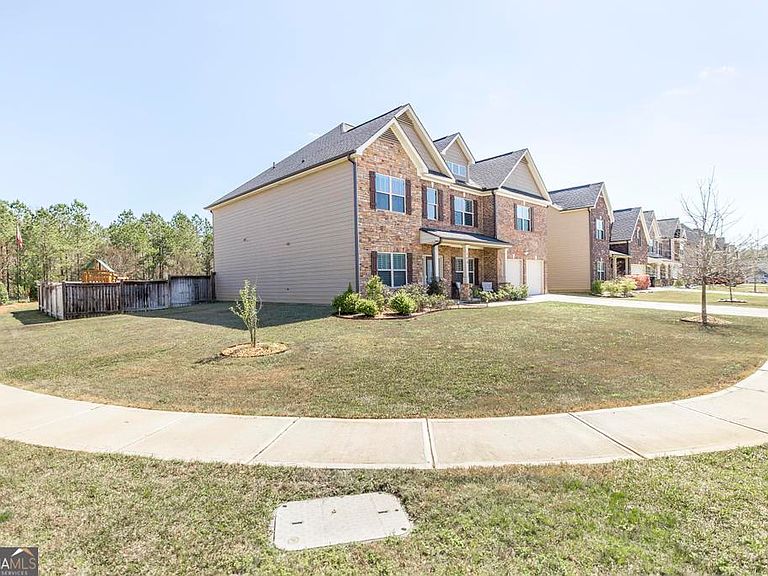 Listing photo 4