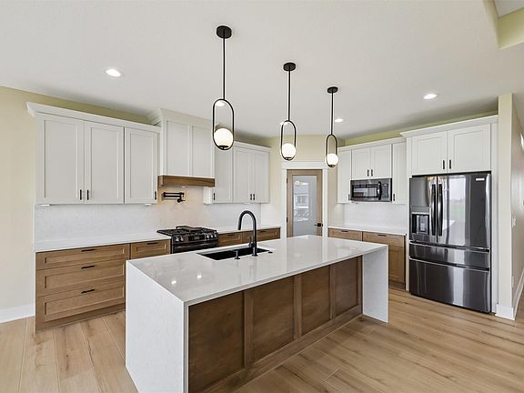 5th image of 17316 Northview Dr