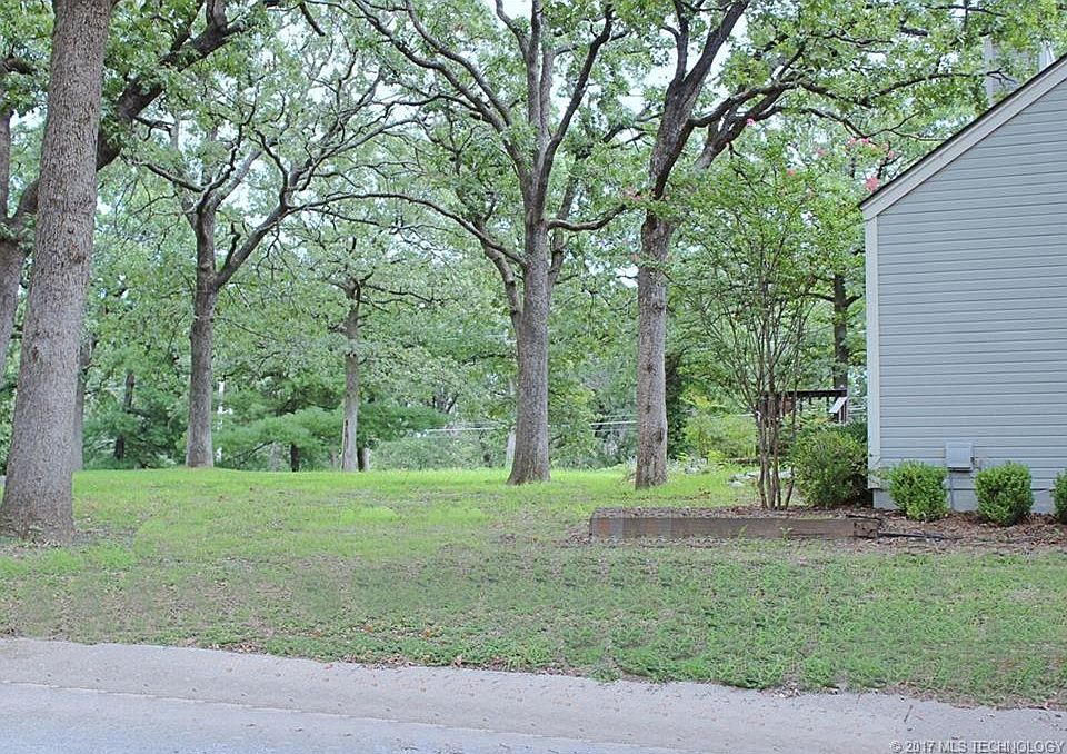 2nd image of 6327 E 98th Pl