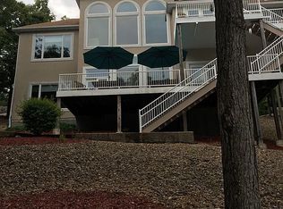 312 Greystone Ln, Sunrise Beach, MO 65079