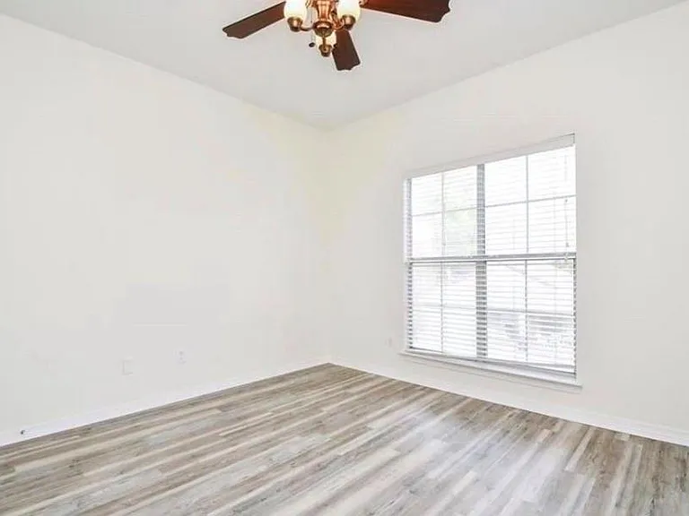 12755 Mill Ridge Dr #905 — Photo 28