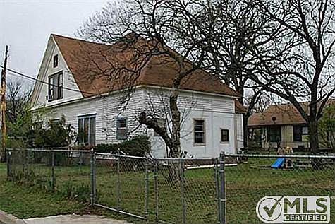 2nd image of 1501 Avenue D