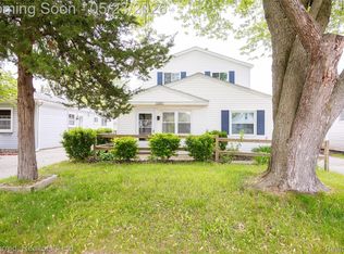7304 Gilman St, Westland, MI 48185