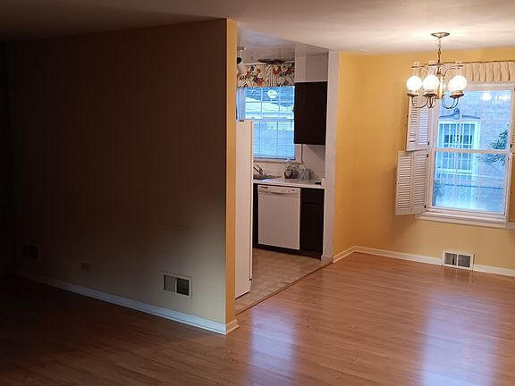 3rd image of 7101 Lavergne Ave