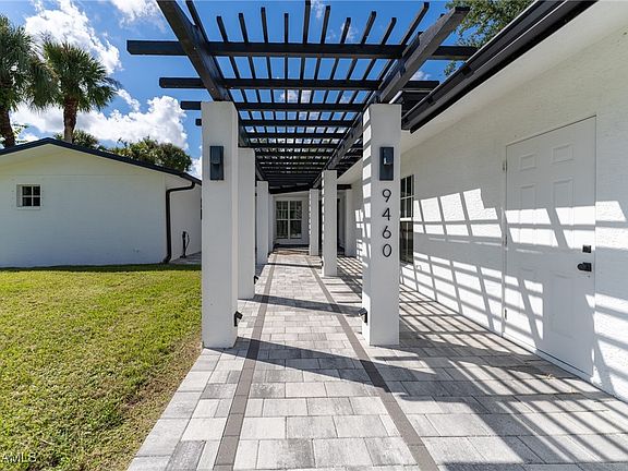 3rd image of 9460 Colony Dr