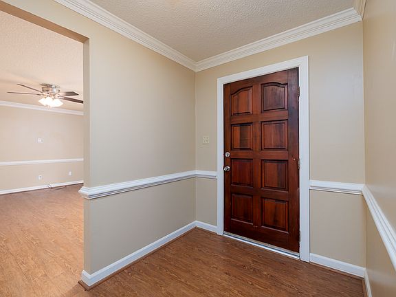 5th image of 5172 Stratford Chase Dr