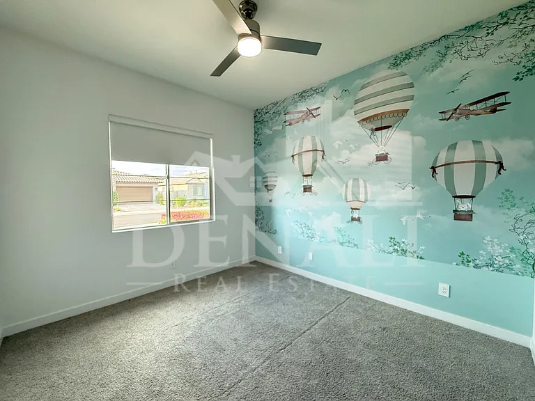 1447 E Flower St — Photo 21