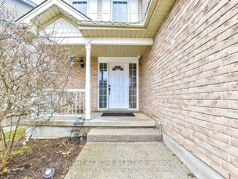 138 Apple Ridge Dr #UPPER — Photo 2