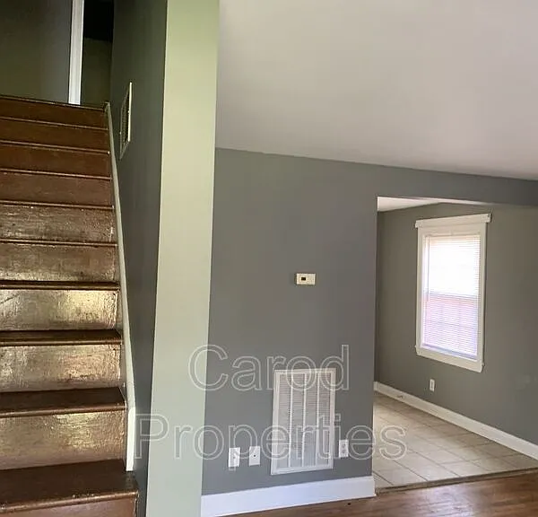 208 Windley St #C — Photo 2