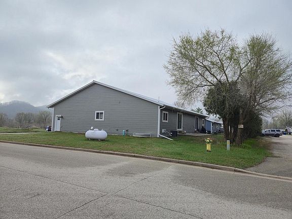 2nd image of 115 Easy STREET