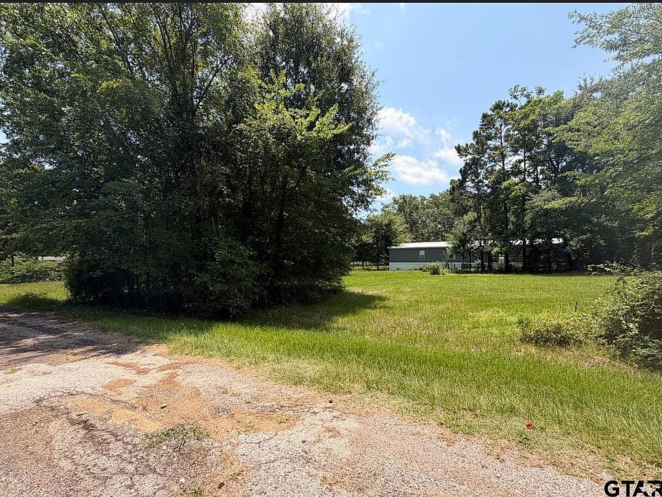 1st image of Chadwick Dr