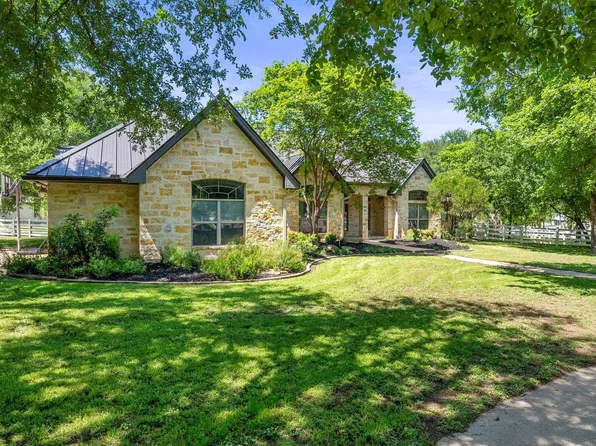 302 Park Ridge Drive, Marble Falls, TX 78654