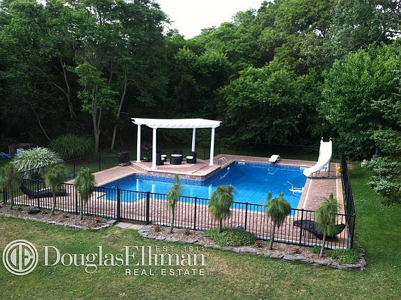 2nd image of 9 Woodlawn Ave