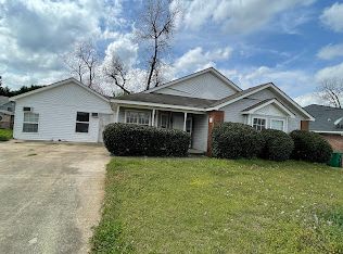 127 Stepping Stone Ln, Albany, GA 31721