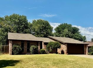 2013 Mackenzie Way, Yukon, OK 73099