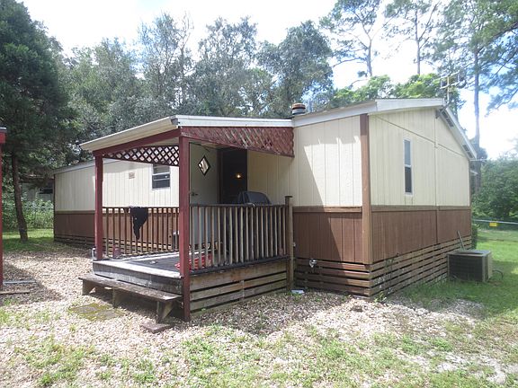 5th image of 3065 NE 146th Ct
