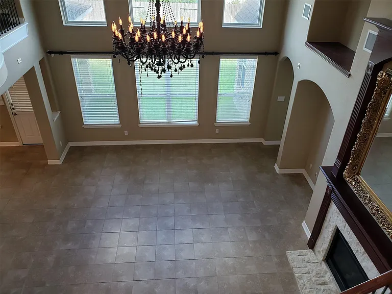 3607 Cat Springs Ln — Photo 32