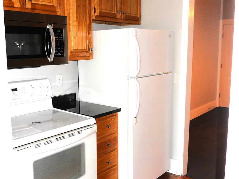 716 Hague Ave #2 — Photo 2