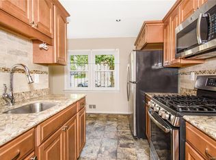 935 Vincent Ave, Bronx, NY 10465