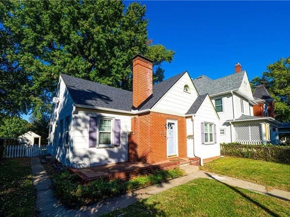 628 E 24th St, Saint Joseph, MO 64501