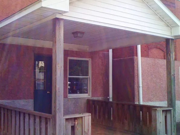 20 E Center St APT 8, Wind Gap, PA 18091