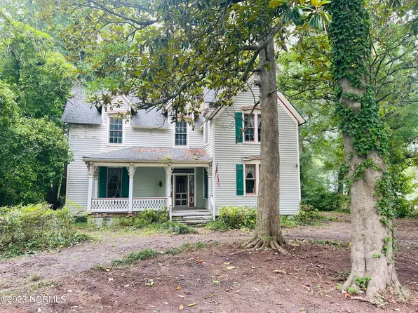 312 S Dennis Street, Enfield, NC 27823