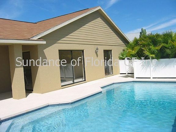 2nd image of 402 Otter Creek Dr