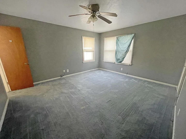 402 E Mesa Dr — Photo 7