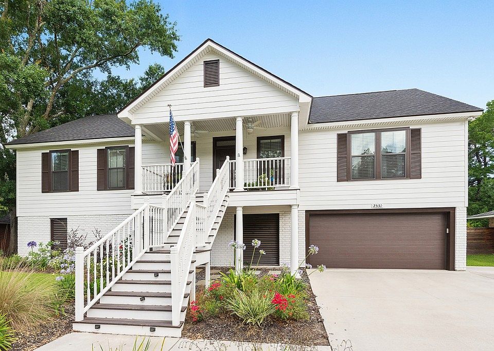 1st image of 2531 Chantulane Ave