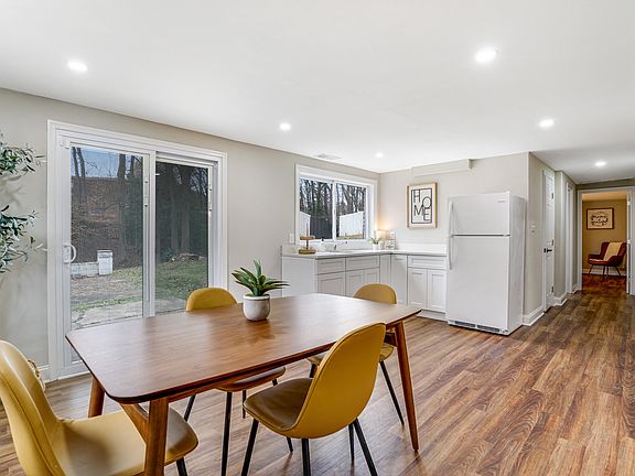 Bright Kitchenette