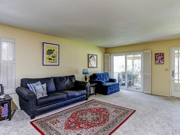 5th image of 26353 Oak Plain Dr Unit C