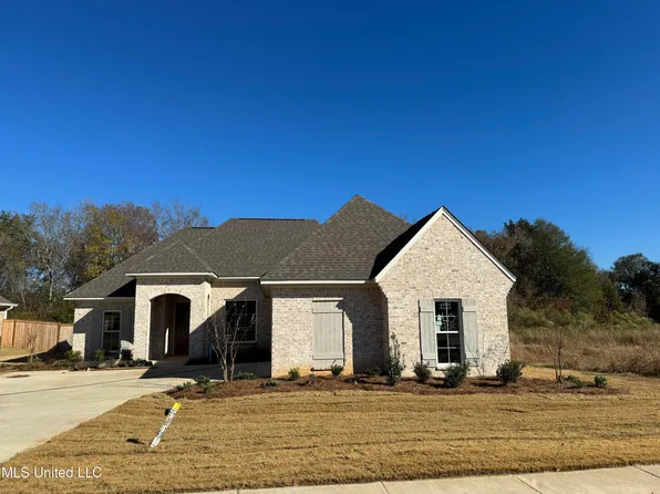 922 Glenwild Cir, Canton, MS 39046