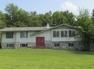 4368 Meadow Ln, Paducah, KY 42001